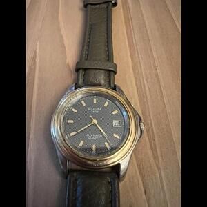 RARE,UNIQUE Men's Vintage Watch ELGIN New Battery